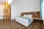 Delux Rest Boutique - Σαντορίνη - Image 17
